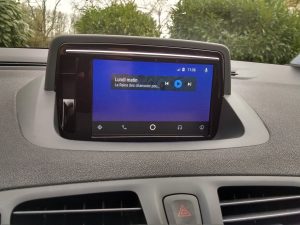 Активація Android Auto у Megane/Scenic III з R-Link